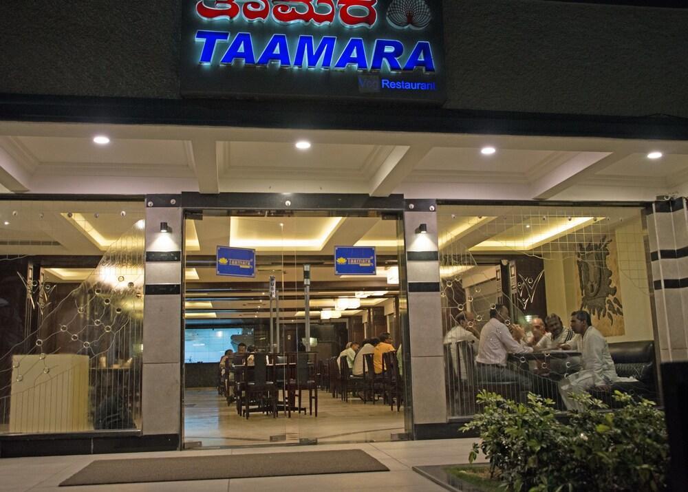 העיר בנגלור Hotel Maurya מראה חיצוני תמונה