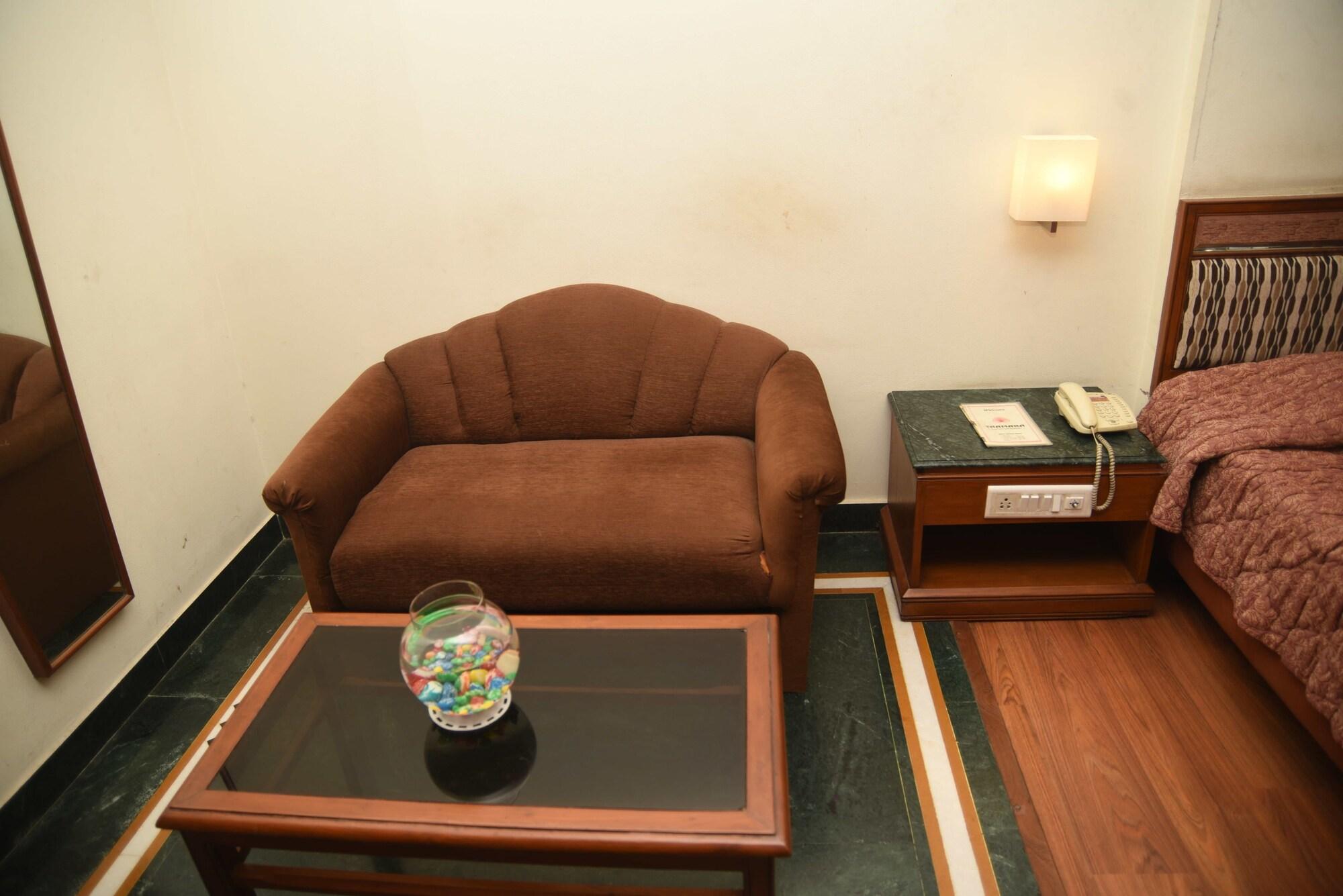 העיר בנגלור Hotel Maurya מראה חיצוני תמונה